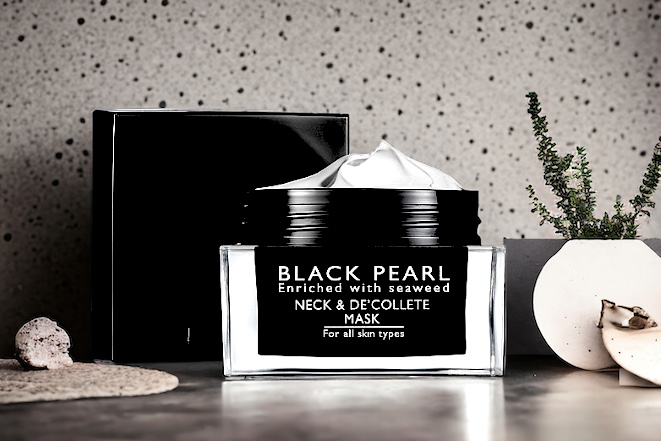 Black Pearle Neck & Deck mask